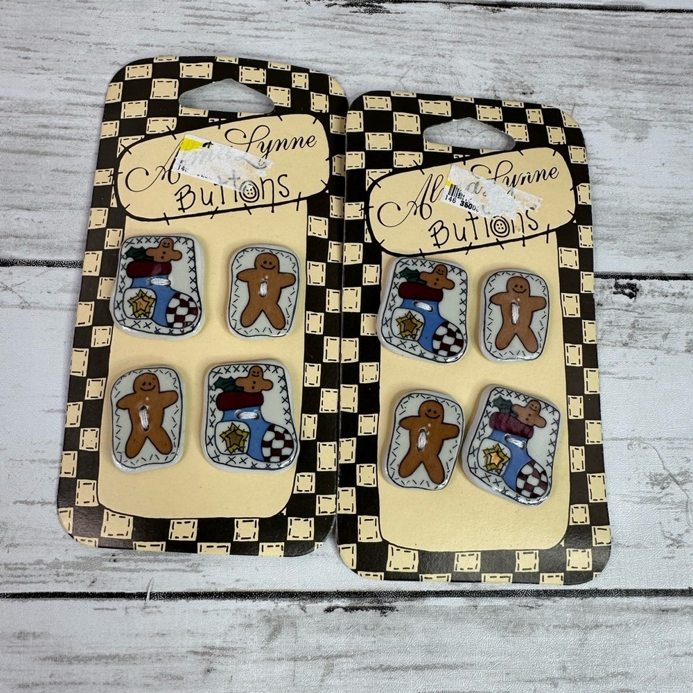 ALMA LYNNE BUTTONS ceramic Christmas Gingerbread stocking design NEW VTG 1997